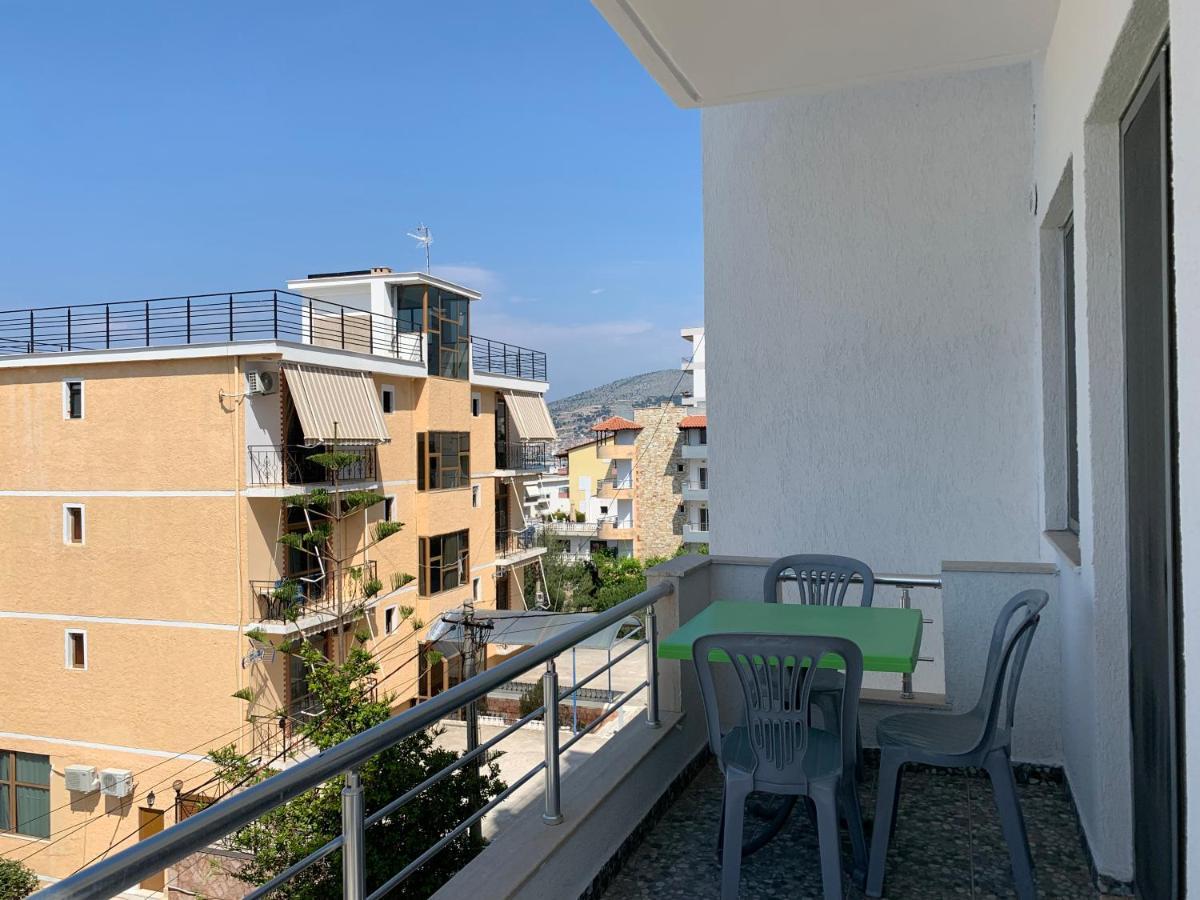 The First Hotel Saranda Экстерьер фото