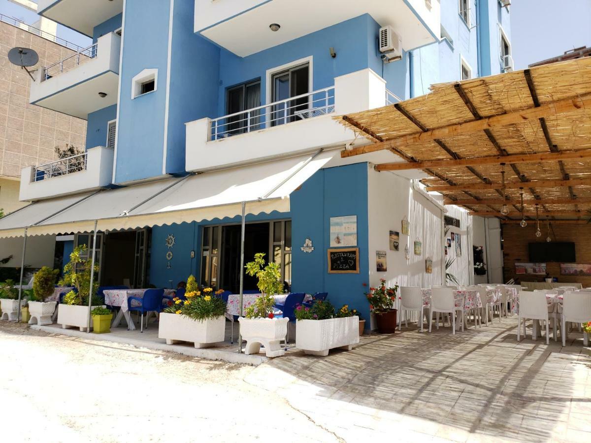 The First Hotel Saranda Экстерьер фото